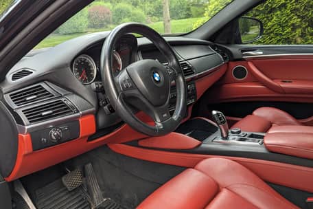 2012 BMW X6 M