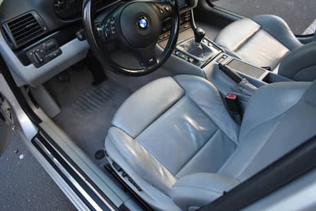 2003 BMW 325i Touring