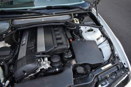 2003 BMW 325i Touring