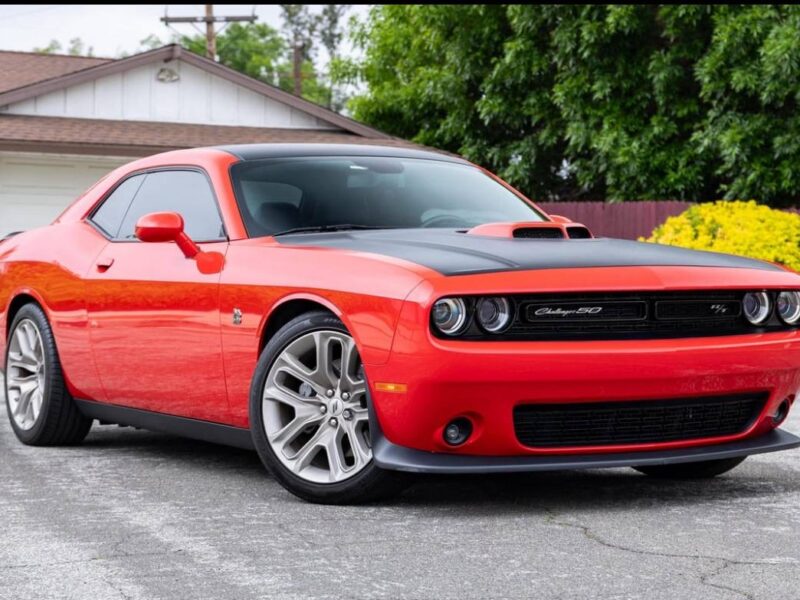 Dodge Challenger