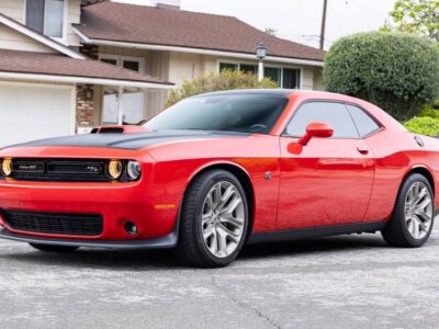 Dodge Challenger